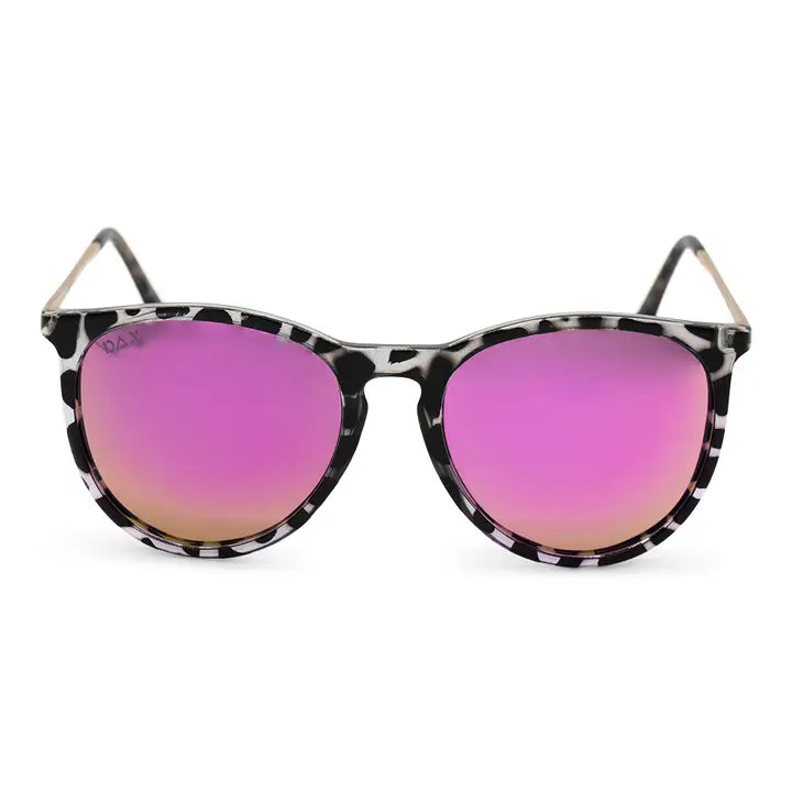 Midnight - Women's Polarized Medium Horn Sunglasses