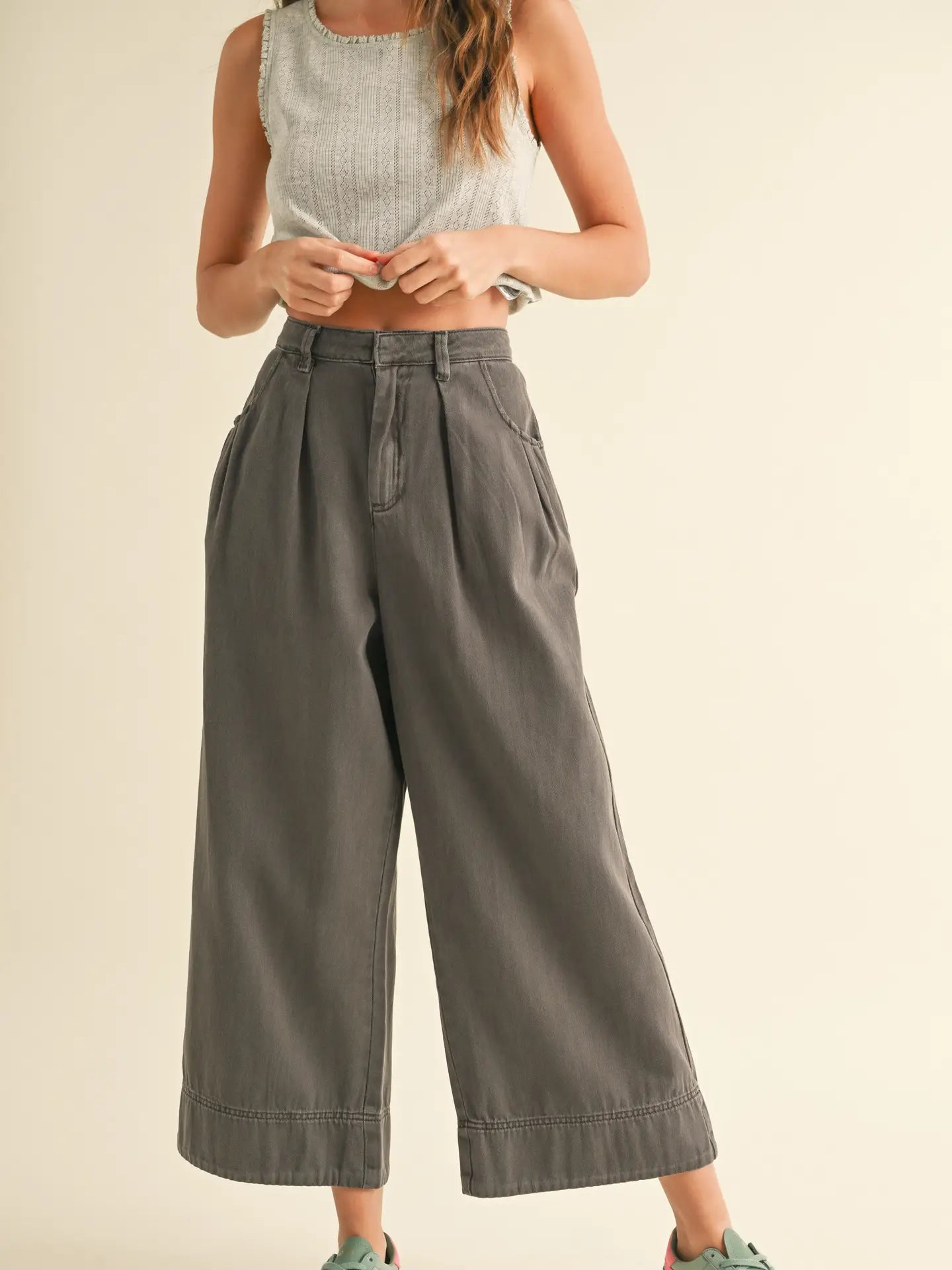 Loose Fit Pleated Waist Cotton Pants