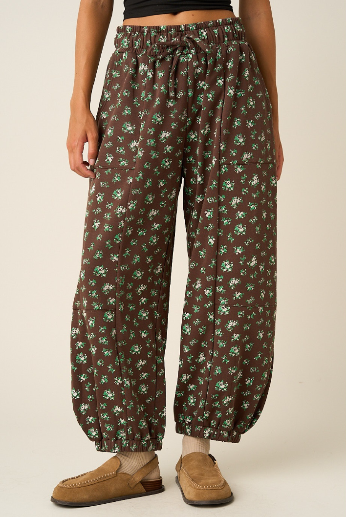 Ditsy Floral Relaxed Barrel Pants