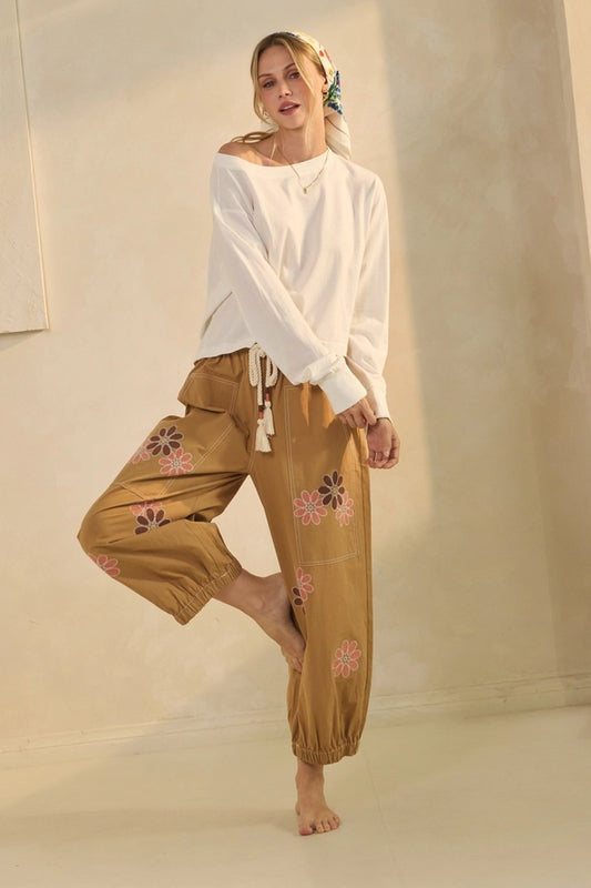 Relaxed-Fit Cropped Pants