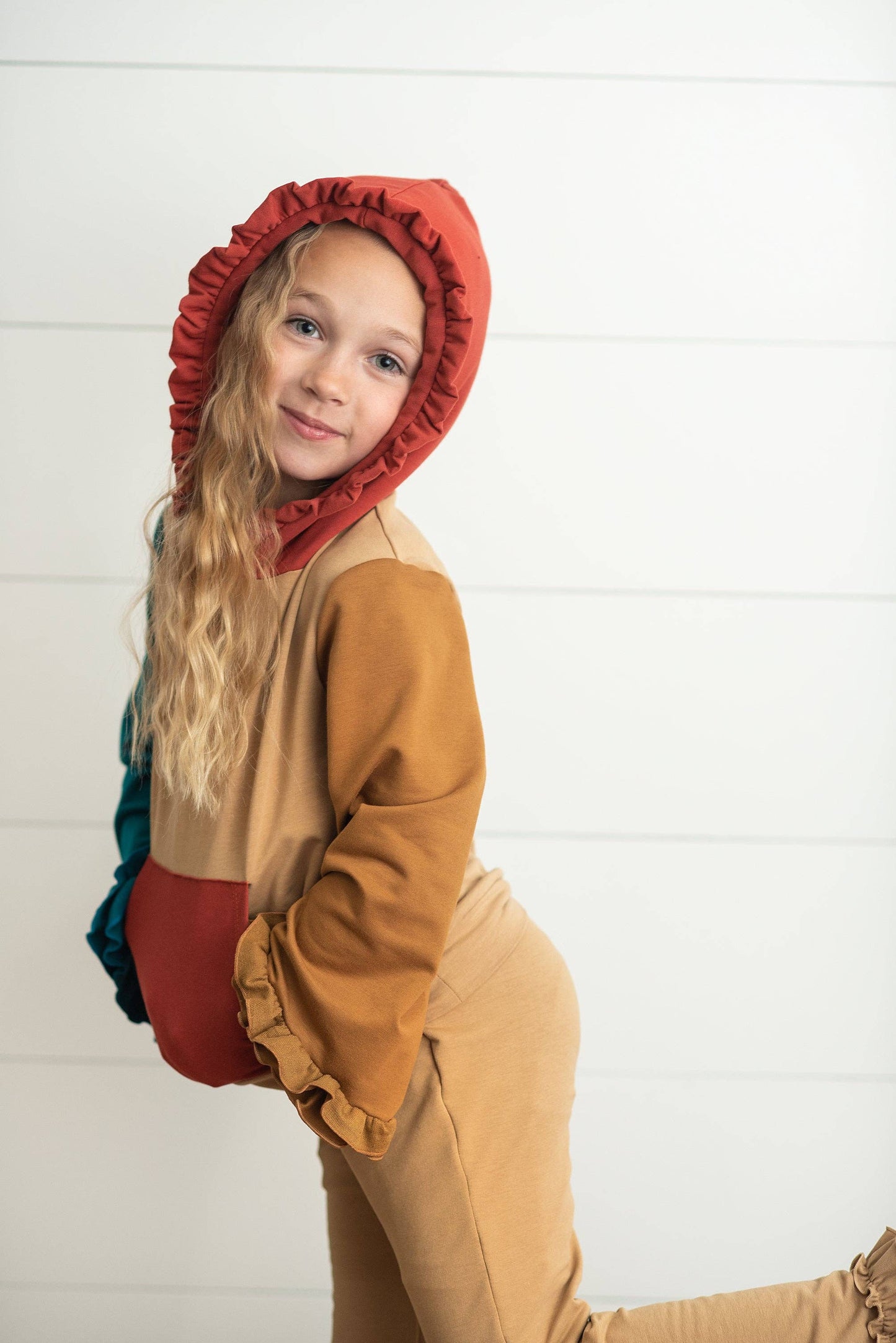 Kids Rust & Brown Fall Color Block Hooded Ruffle Pocket Set