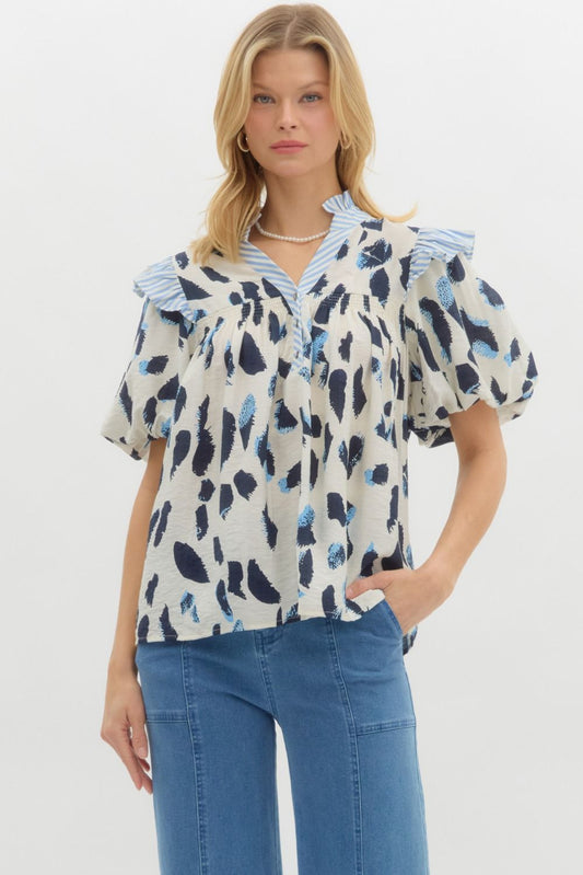 Abstract print short bubble sleeve blouse