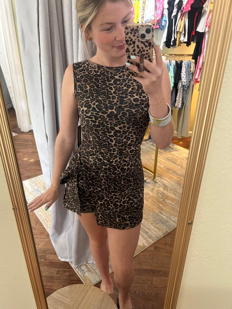 LEOPARD PRINT ACTIVE DRESS