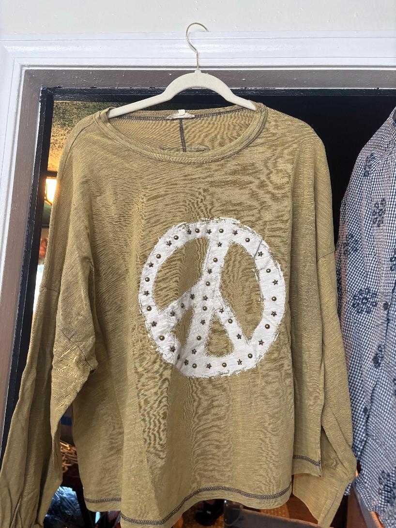 PEACE SIGN WASHED COTTON TOP