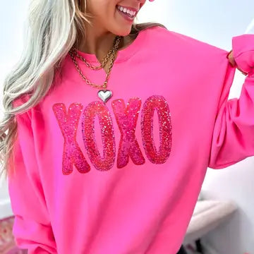 Xoxo Neon Pink Spilt Neck Graphic Crewneck